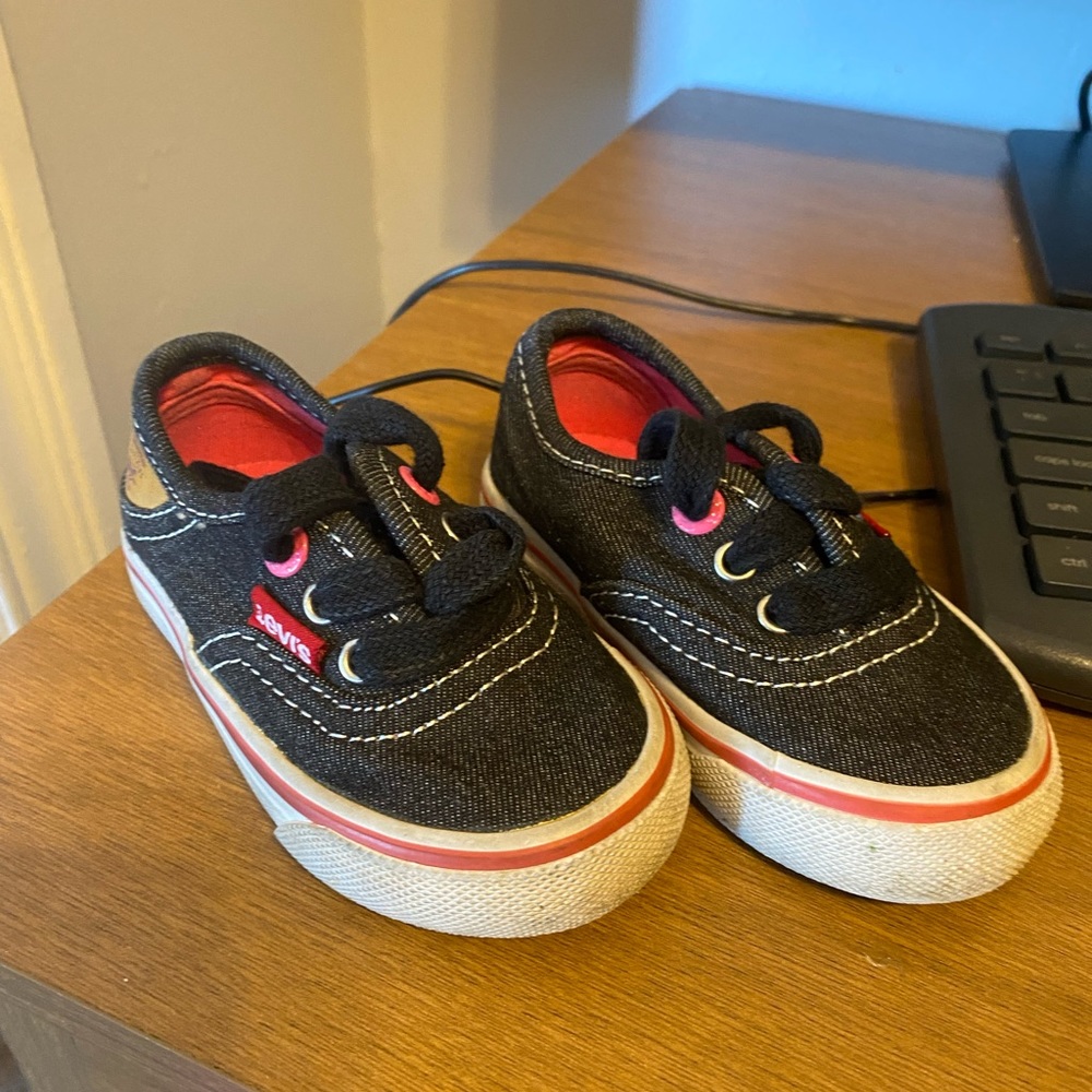 Levi shoes